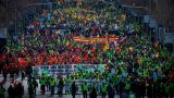 Испанские фермеры прошли впечатляющим маршем у офиса Еврокомиссии в Мадриде