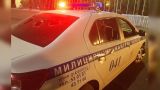 Беспорядки в Бишкеке: разбиты стекла милицейской машины
