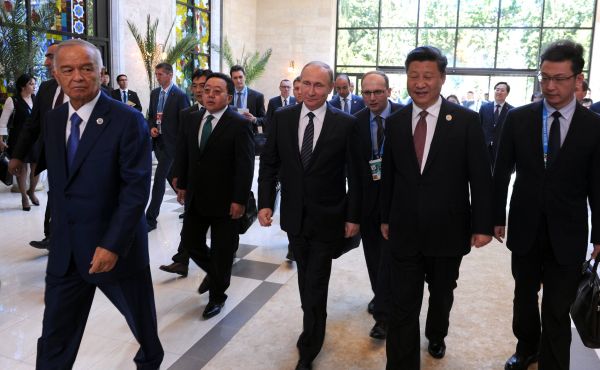 Индия и Пакистан присоединились к ШОС