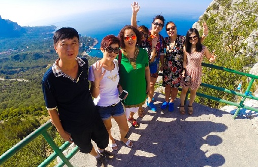 Китайские туристы в Крыму