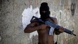 Стрельба, грабежи, захват заложников: банда захватила город в Бразилии