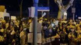 Полиция Шанхая оцепила место, где проходят акции протеста