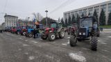 В Молдавии протестуют фермеры и автоперевозчики: Техника идет на Кишинев