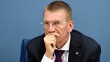 Латвийский министр Ринкевич и посольство России разругались в соцсетях