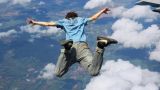 В США идет подготовка к прыжку с высоты 7, 6 км без парашюта