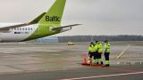 Прибалтийская авиакомпания просит деньги на топливо: своих на авиакеросин не хватает