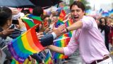 «Премьера в шоу трансвеститов»: канадский премьер Трюдо выступит в гонке друзей