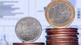 Известный экономист допустил укрепление рубля к доллару до конца года