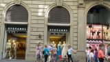 Во Флоренции магазины с кондиционерами будут штрафовать за открытые двери