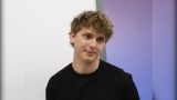«Отправленный» на СВО внук Пугачевой «нашелся» со своими картинами в Москве