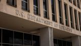 Суд обязал Трампа восстановить работу Минобразования США