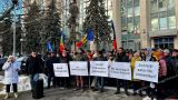 В Кишиневе протестует оппозиция: «Власть вернула Молдавию к деревянной сапе»