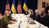 Байден встретился в Польше с двумя украинскими министрами