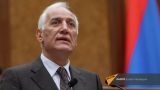 Президент Армении обсудил с Парижем поставки вооружений