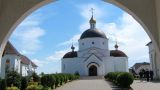 В Калининградской области мужчина устроил драку в женском монастыре