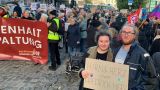 В городах Германии проходят акции протеста после слов Мерца о миграции — Bild