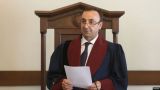 Главе Конституционного суда Армении вменили махинации с недвижимостью