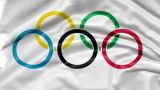 На открытии Игр в Париже Олимпийский флаг подняли вверх ногами