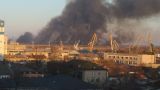 Вокруг украинского Херсона полыхают плавни, огонь подбирается к жилью