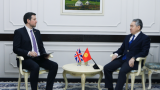Министр иностранных дел Киргизии принял посла Великобритании