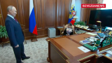 Путин усадил в свое кресло Раисат Акипову из Дербента