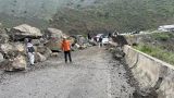 Движение на автодороге Бишкек — Ош, где произошел камнепад, восстановлено частично