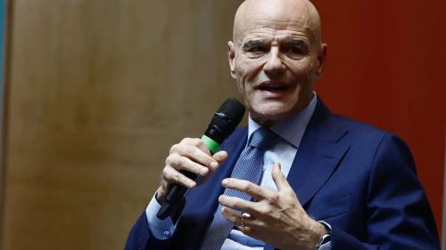 Глава итальянского энергогиганта: Пора отменить запрет на российский СПГ. Не то время