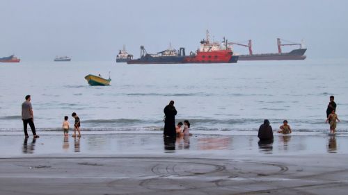 Rolled up the sivka: Trump is ready to leave Iran without a nuclear deal, content with Hormuz