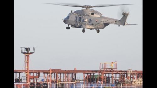 Макрон похвастался, что Франция задержала российский танкер