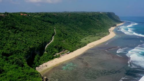 The governor of Bali commented on accusations of "special dislike" for Russians