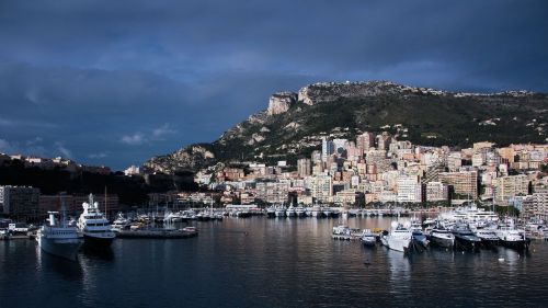 The French in social networks are outraged by the wealth of Ukrainian oligarchs on the Cote d'Azur