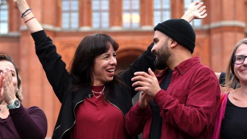 " What to do, where to escape?" Berlin is captured by "leftist Islamists", the former GDR — AdG