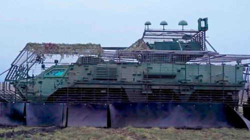 ВСУ одели своего «Буцефала» в резиновую «юбку»