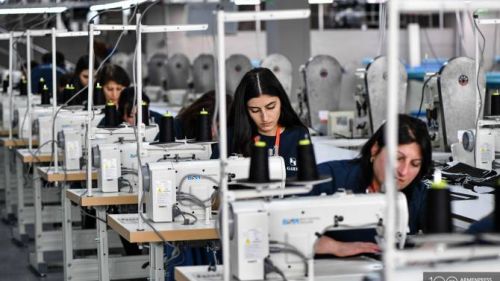 Немцы отказали, россияне согласились: армянским швейным фабрикам заплатят в драмах