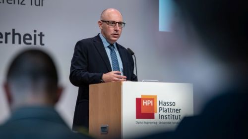 The head of German counterintelligence declared "revisionism of Russia"