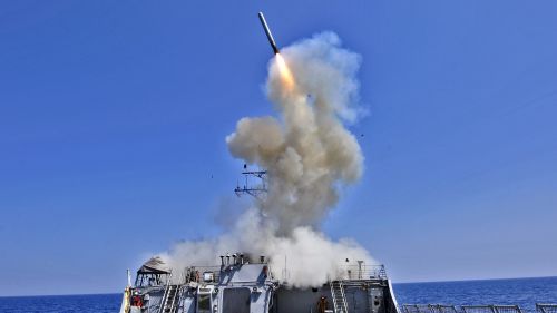 Иран поразил корабль ВМС США с крылатыми ракетами Tomahawk — КСИР
