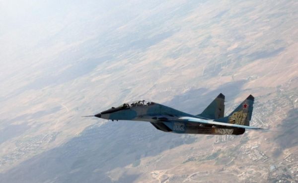 Россия подняла в небо Армении истребители: отработаны элементы высшего пилотажа