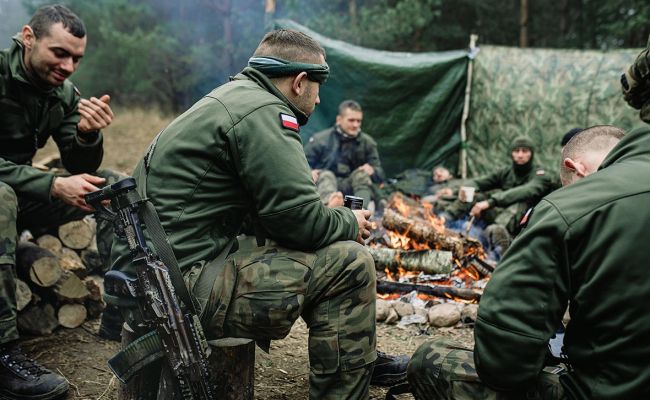 Совбез Белоруссии: Польша развернула у границы группировку в 8 тысяч военных