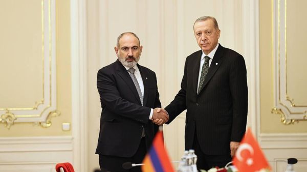 Эрдоган в «душевной обстановке» призвал Пашиняна заключить мирный договор с Алиевым