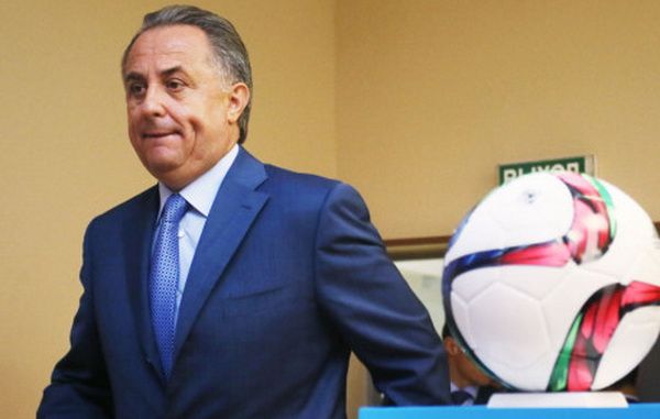 Юрист: по правилам ФИФА Фернандес не сыграет за сборную России до 2017 года