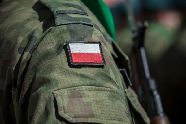 На 10% выросло число поляков, не верящих в обороноспособность своей армии