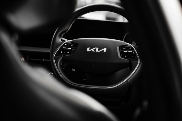 Гонят брак: Kia отзывает из России собранные в Словакии кроссоверы Sportage
