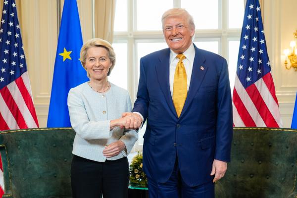 Засунут все: в обещанные Трампу закупки в США ЕС включит и все атомные контракты