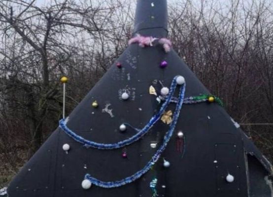 Garland-Decorated Drone Spotted Over Ukraine on New Year’s Eve