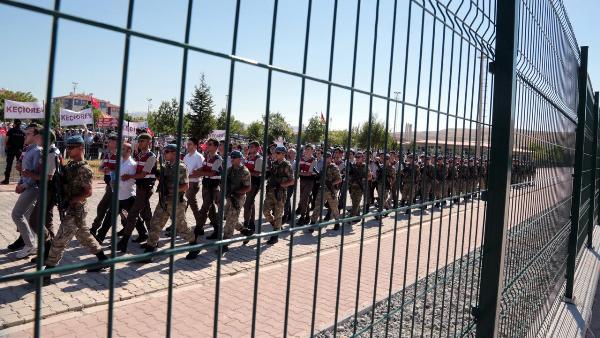 Турецкий путч: сотни бывших военных приговорены к пожизненным срокам 2 9277354448f749e94f7cc838c5e1d Турецкий путч: сотни бывших военных приговорены к пожизненным срокам
