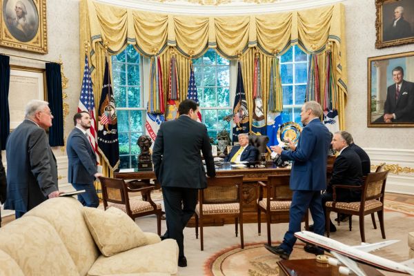 Пошлины США для Индии прикрыли российской нефтью: Дели отказался идти на уступки