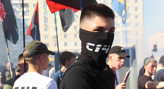 Украинские судьи начали получать письма с угрозами от радикалов из С14