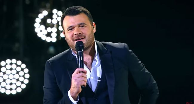 Агаларовы набрали кредитов и сбежали в Баку: «Крокус» могут изъять банки